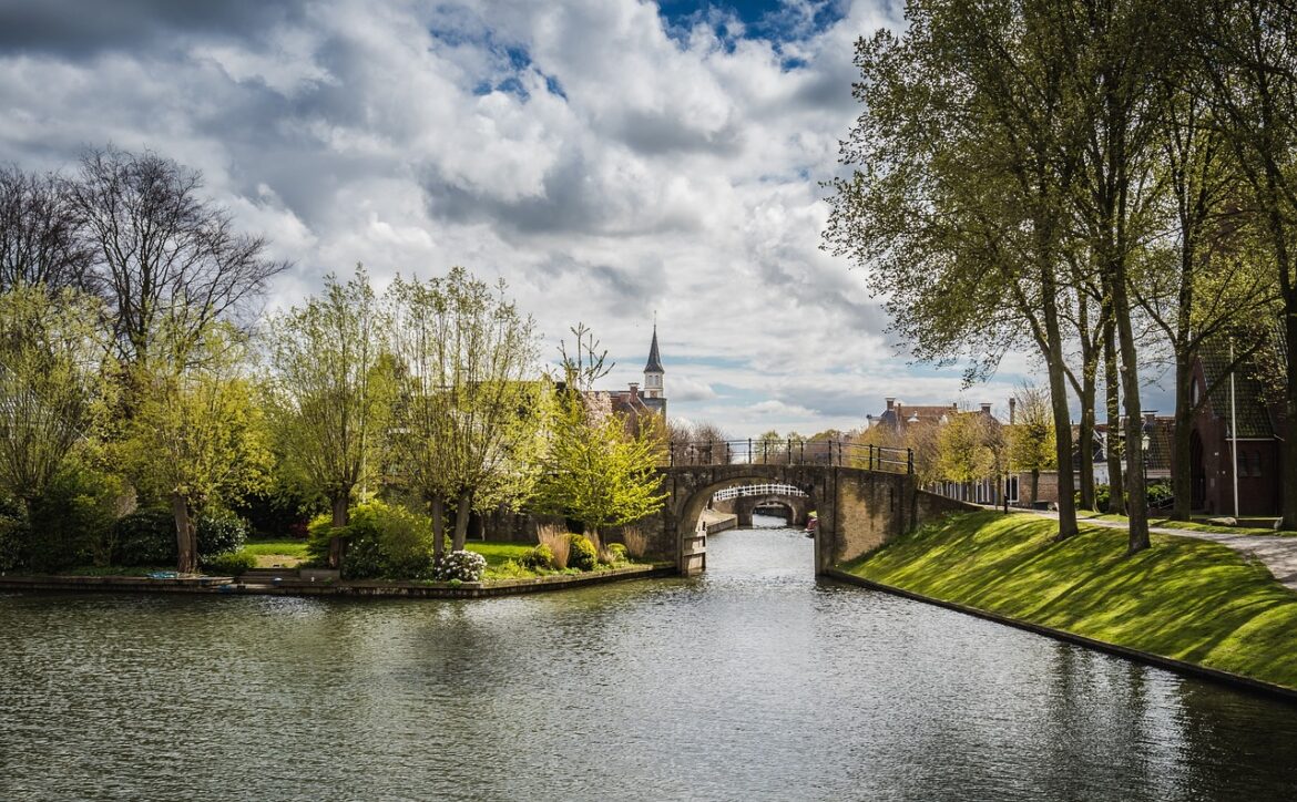 Top 10 mooiste dorpen in Friesland Top 10 mooiste dorpen in Friesland